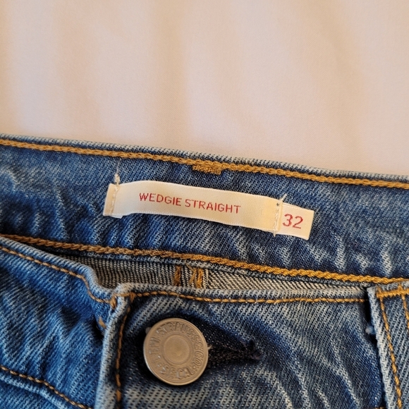 NWT Levi's Wedgie straight leg jeans sz 32 - Picture 12 of 16